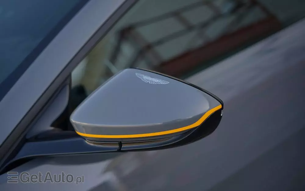 ASTON MARTIN V8 Vantage Standard