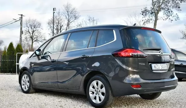 OPEL Zafira 