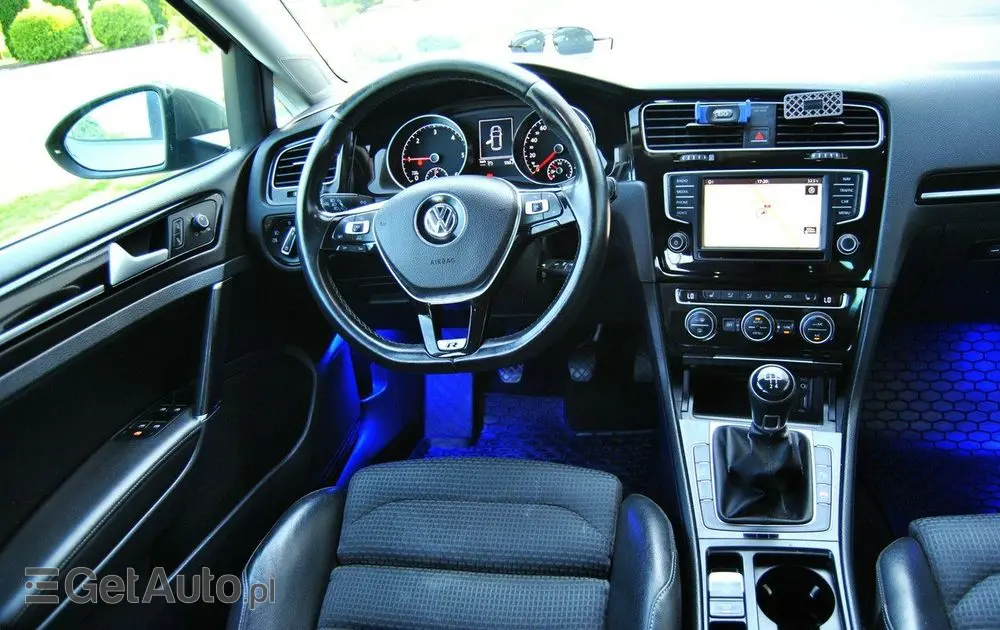 VOLKSWAGEN Golf VII 1.6 TDI BlueMotion Trendline