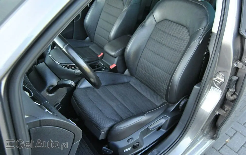 VOLKSWAGEN Golf VII 1.6 TDI BlueMotion Trendline