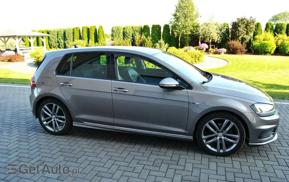 VOLKSWAGEN Golf VII 1.6 TDI BlueMotion Trendline
