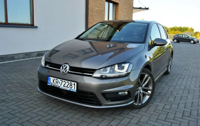 VOLKSWAGEN Golf VII 1.6 TDI BlueMotion Trendline