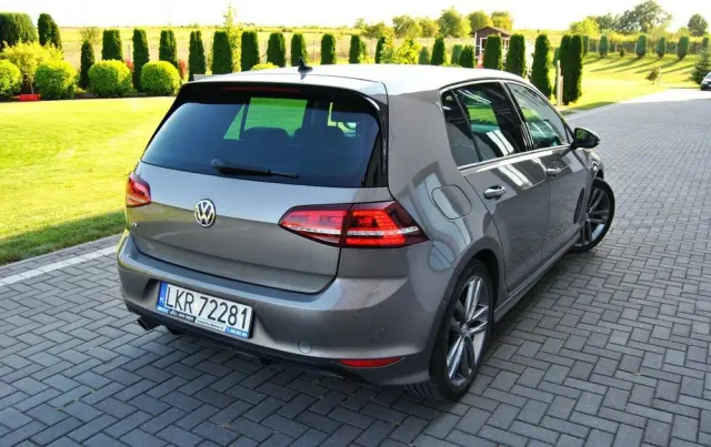 VOLKSWAGEN Golf VII 1.6 TDI BlueMotion Trendline