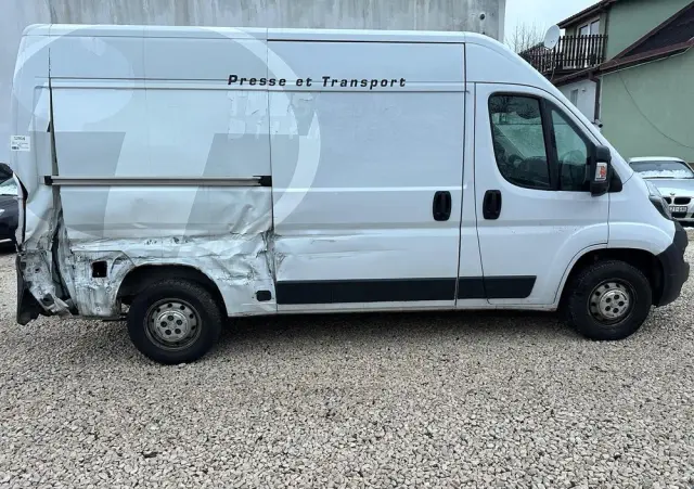 PEUGEOT Boxer 