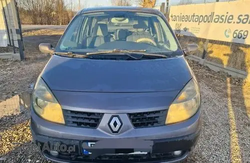 RENAULT Grand Scenic 