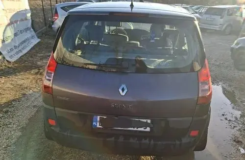 RENAULT Grand Scenic 