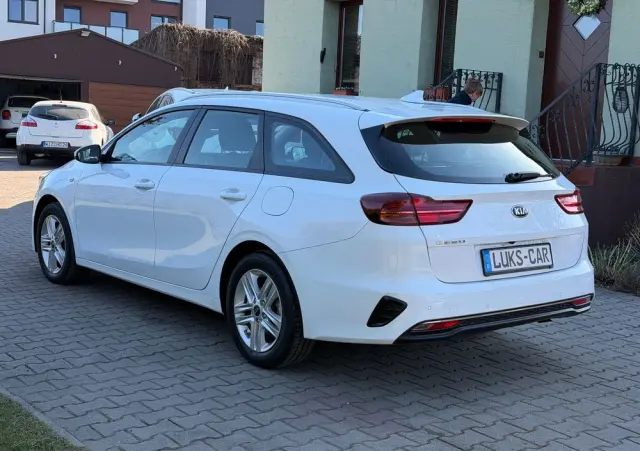 KIA Ceed 1.4 L Business Line Plus