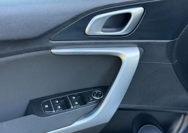 KIA Ceed 1.4 L Business Line Plus