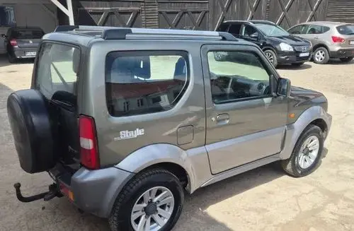 SUZUKI Jimny 