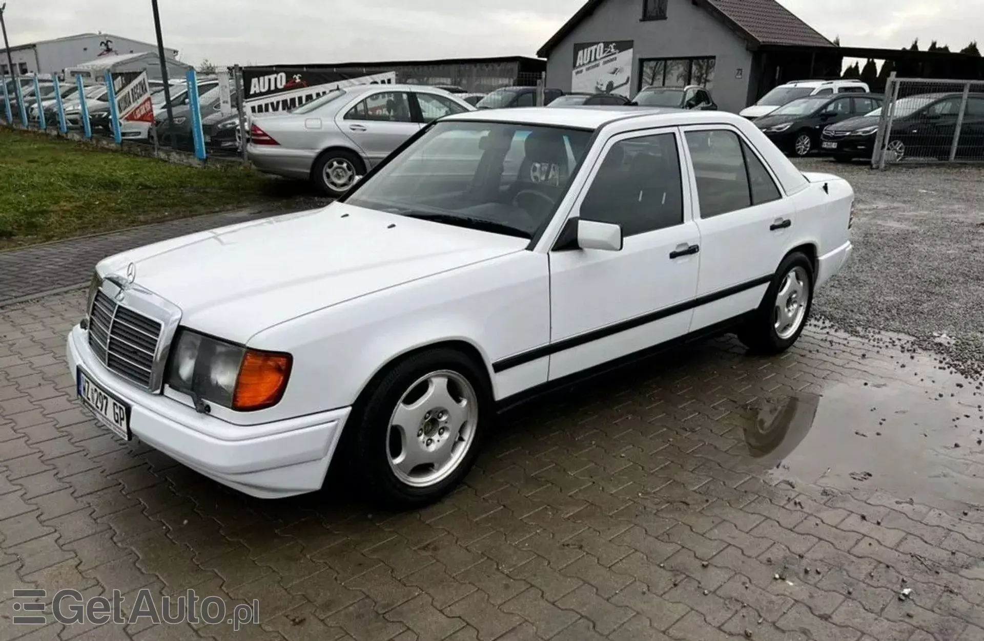 MERCEDES-BENZ W 124 