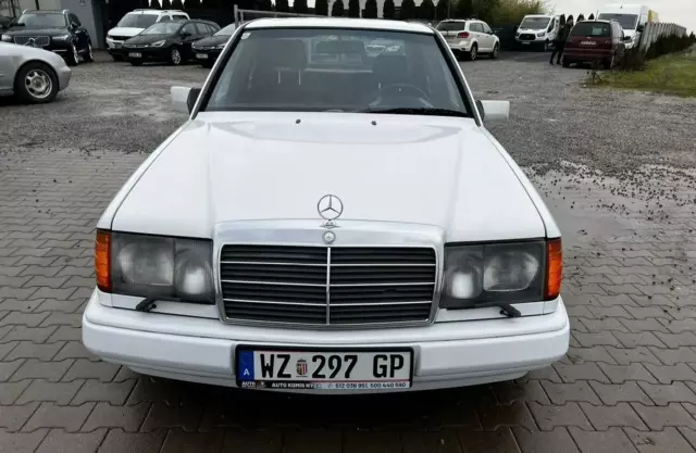 MERCEDES-BENZ W 124 