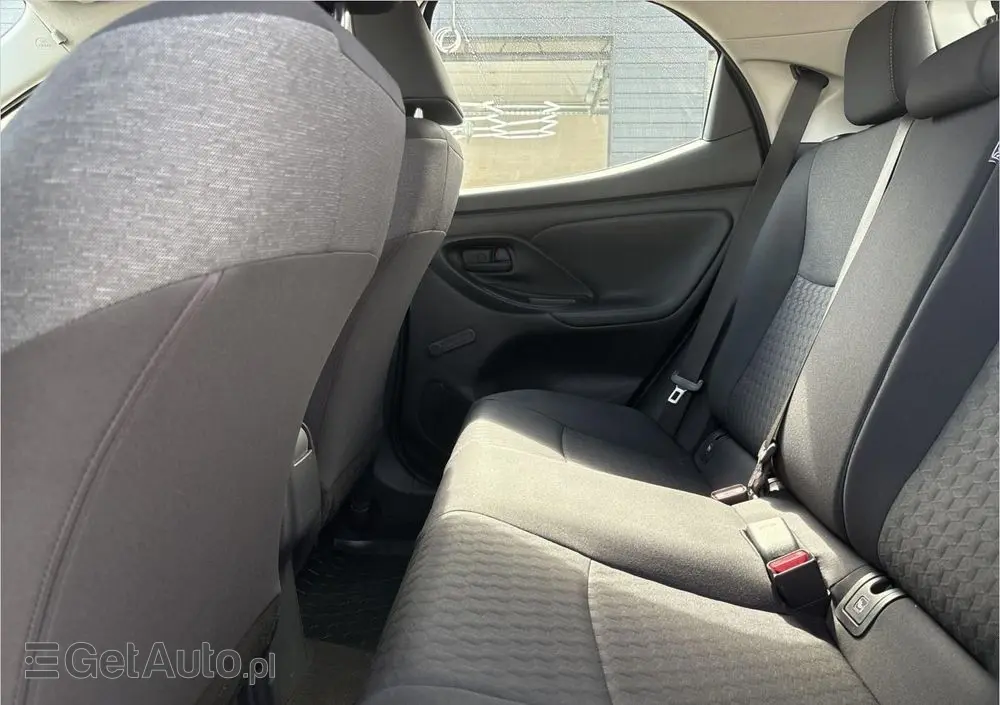 TOYOTA Yaris Hybrid 1.5 Comfort