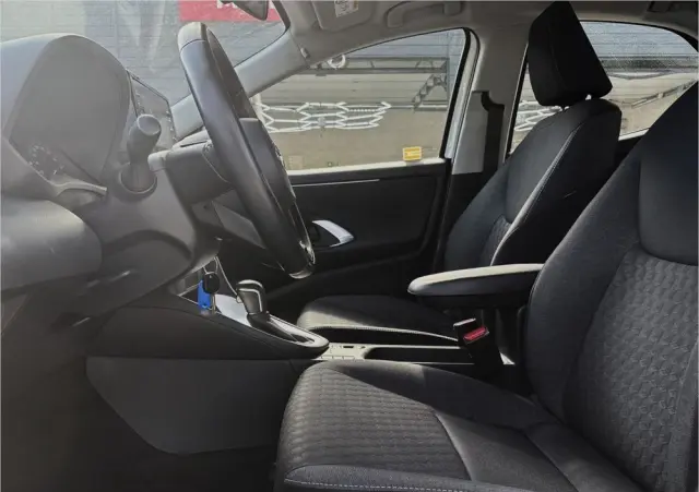 TOYOTA Yaris Hybrid 1.5 Comfort