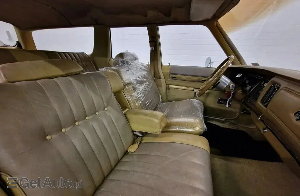 CHRYSLER Town & Country 