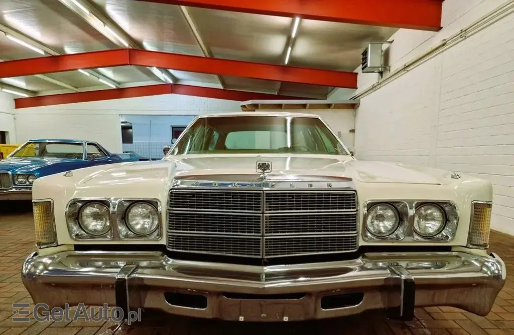 CHRYSLER Town & Country 