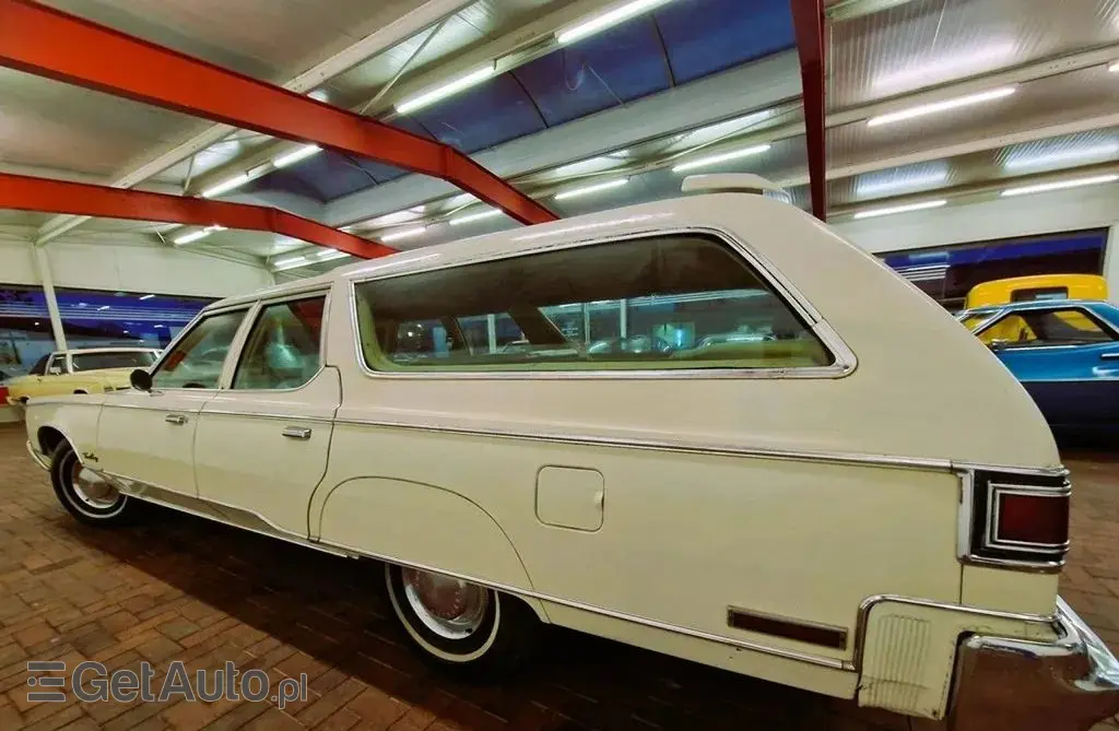 CHRYSLER Town & Country 