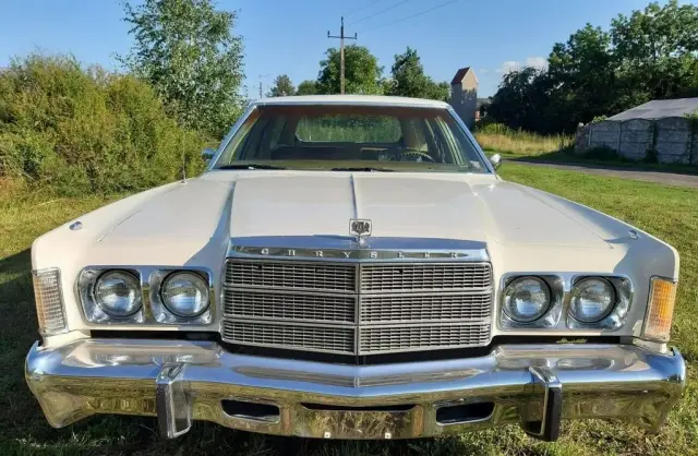 CHRYSLER Town & Country 