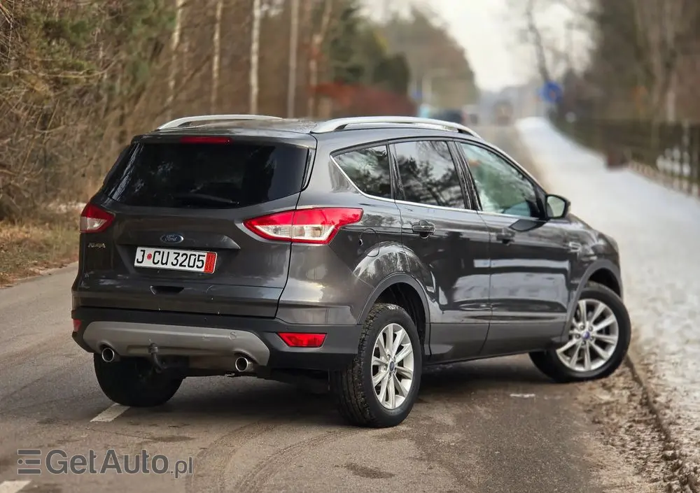 FORD Kuga 2.0 TDCi 2x4 Titanium
