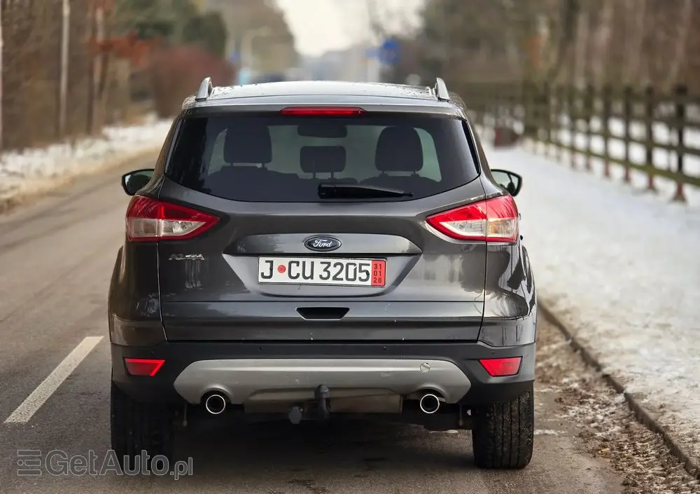 FORD Kuga 2.0 TDCi 2x4 Titanium