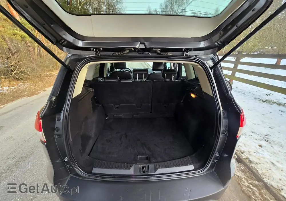 FORD Kuga 2.0 TDCi 2x4 Titanium