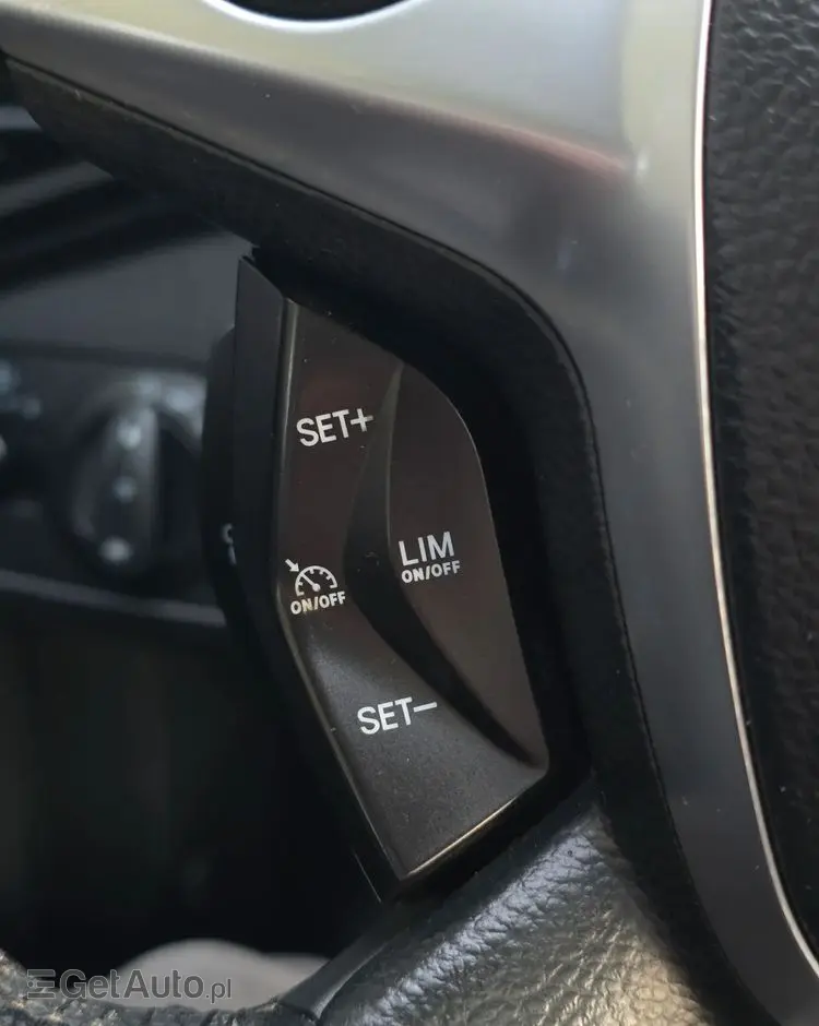 FORD Kuga 2.0 TDCi 2x4 Titanium