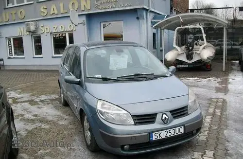 RENAULT Grand Scenic 