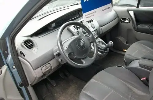 RENAULT Grand Scenic 