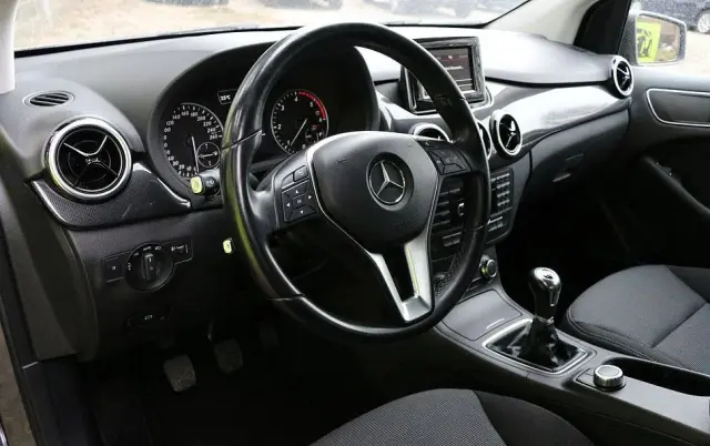 MERCEDES-BENZ Klasa B 180 CDI