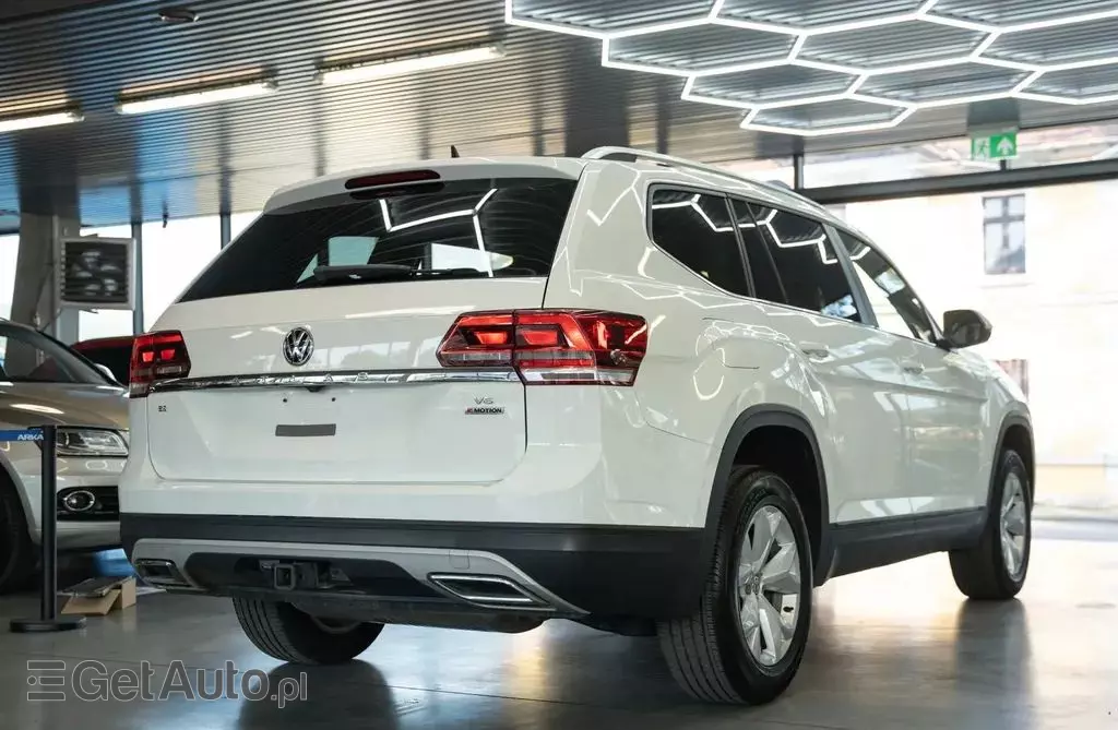 VOLKSWAGEN Atlas 