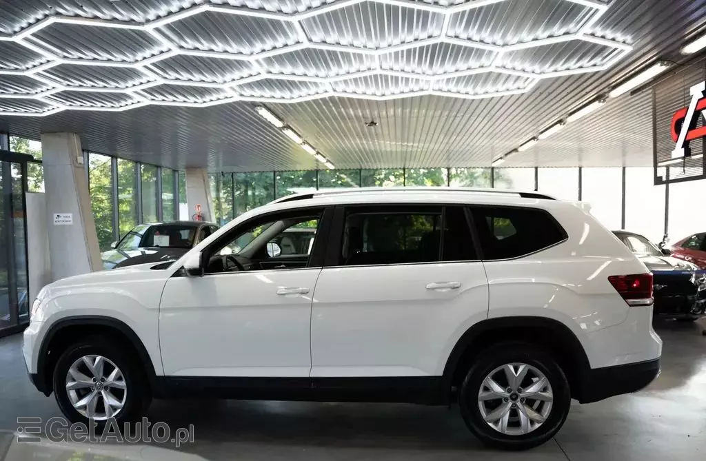 VOLKSWAGEN Atlas 