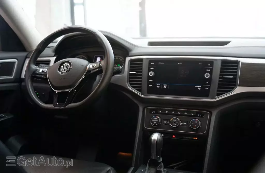 VOLKSWAGEN Atlas 