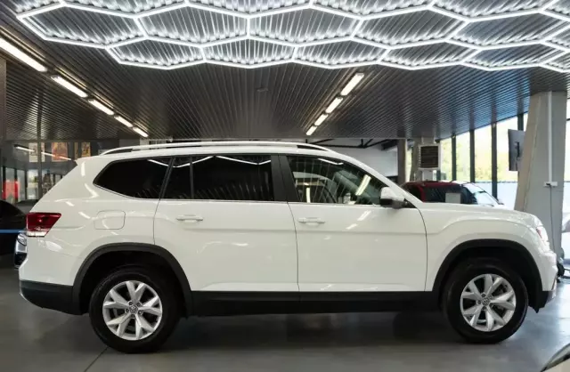 VOLKSWAGEN Atlas 