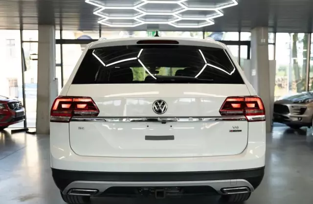 VOLKSWAGEN Atlas 