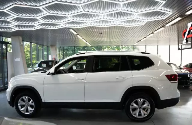 VOLKSWAGEN Atlas 
