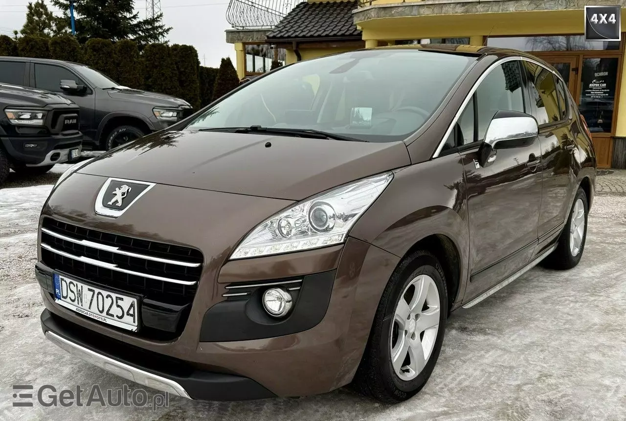 PEUGEOT 3008 2.0 HDi HYbrid4
