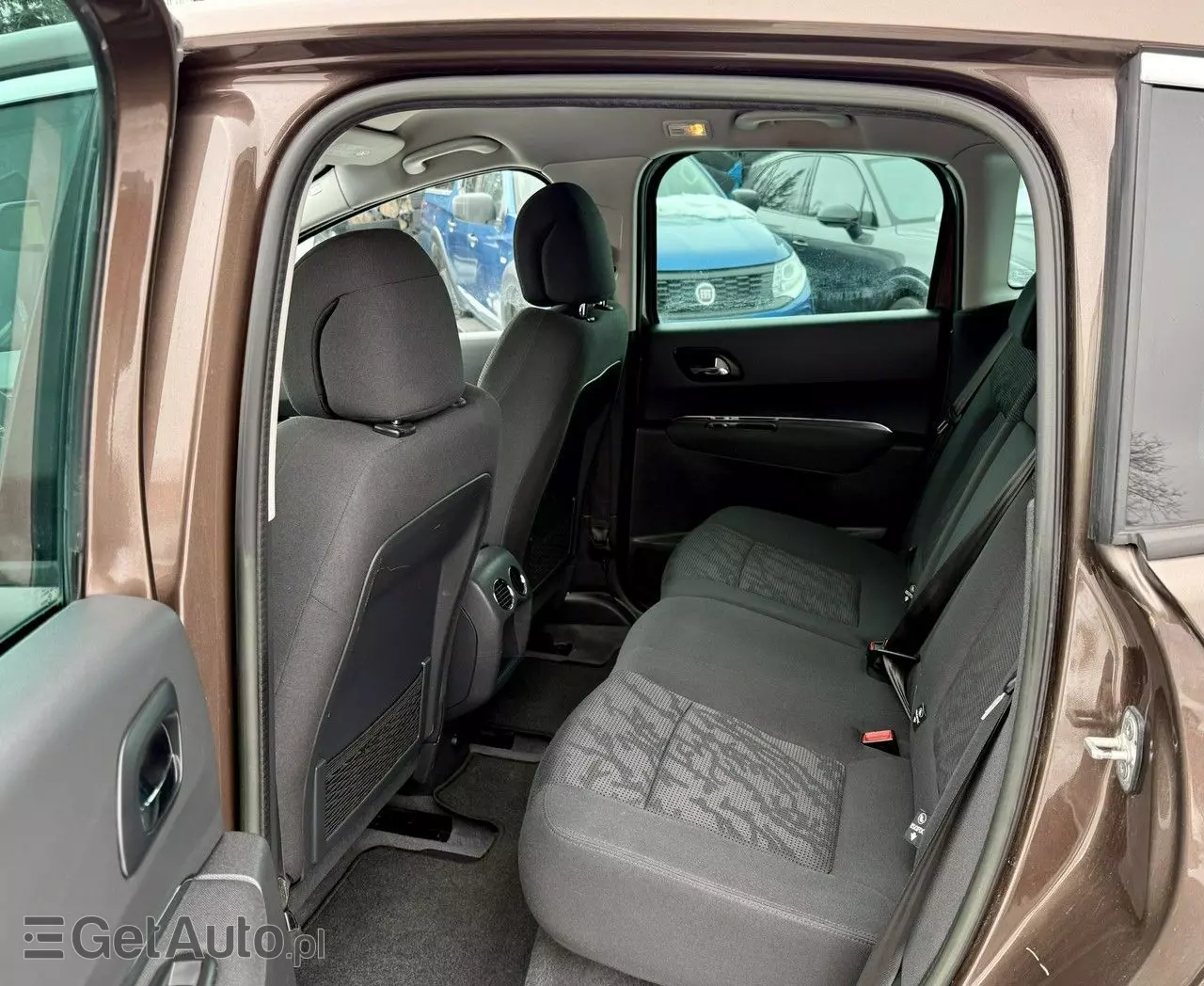 PEUGEOT 3008 2.0 HDi HYbrid4