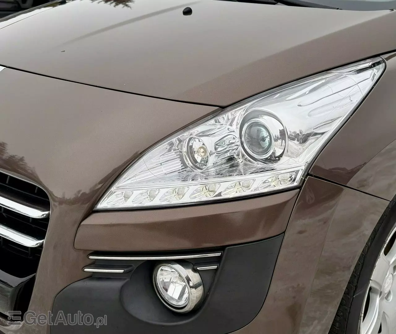 PEUGEOT 3008 2.0 HDi HYbrid4