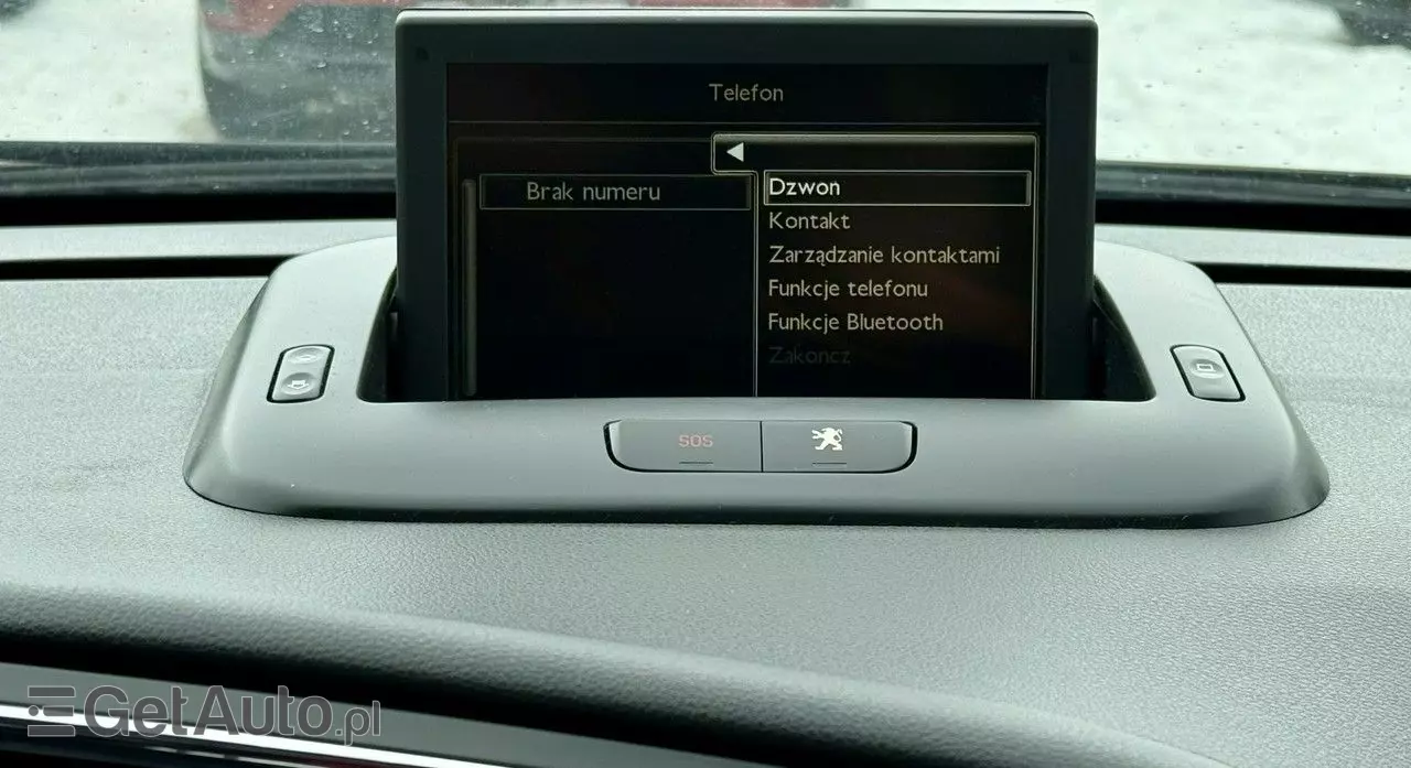 PEUGEOT 3008 2.0 HDi HYbrid4