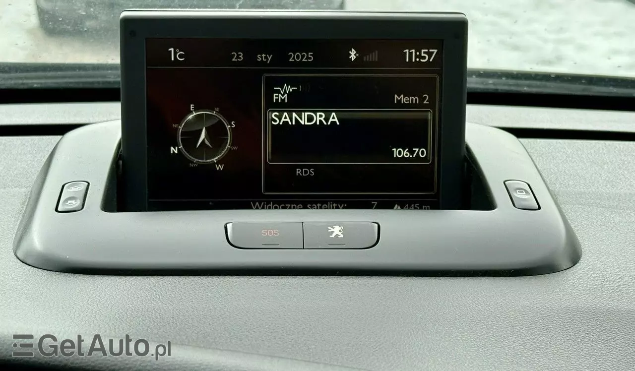 PEUGEOT 3008 2.0 HDi HYbrid4