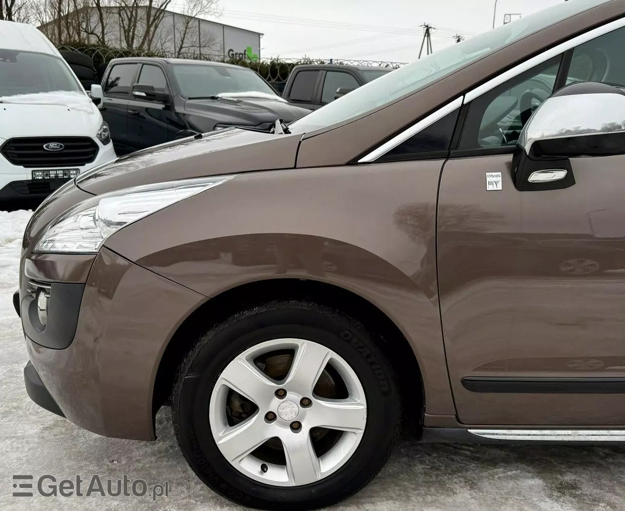 PEUGEOT 3008 2.0 HDi HYbrid4