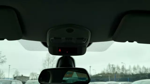 PEUGEOT 3008 2.0 HDi HYbrid4