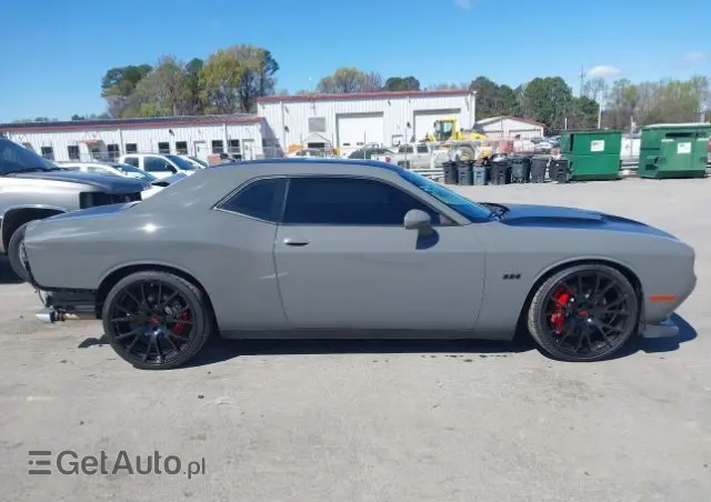 DODGE Challenger Automatik SRT 392