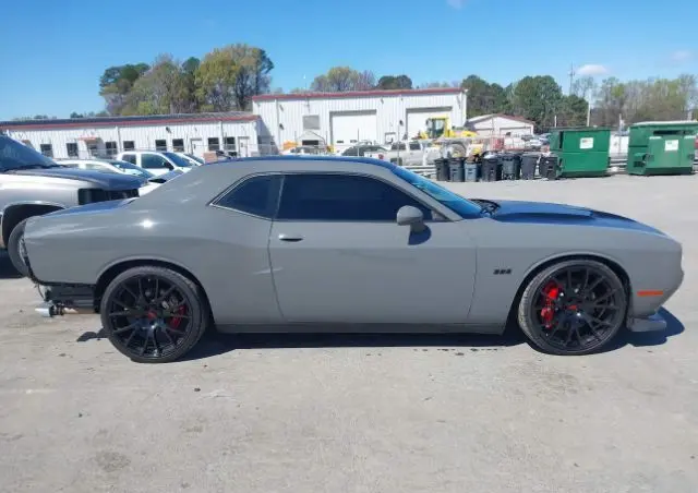 DODGE Challenger Automatik SRT 392