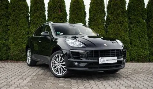PORSCHE Macan 