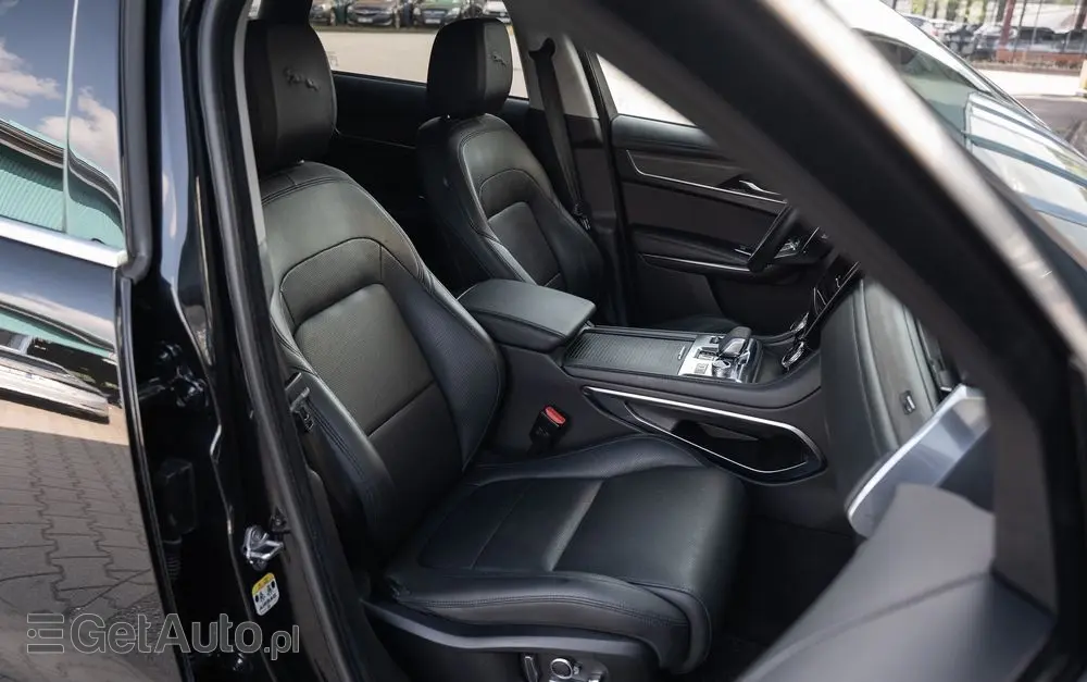 JAGUAR F-Pace D200 AWD R-Dynamic HSE