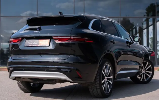 JAGUAR F-Pace D200 AWD R-Dynamic HSE