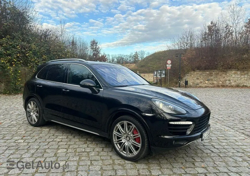 PORSCHE Cayenne 