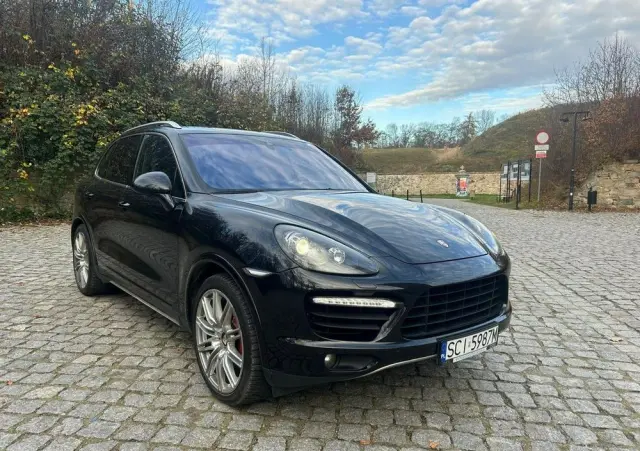 PORSCHE Cayenne 
