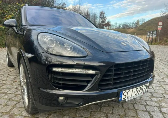 PORSCHE Cayenne 