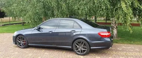 MERCEDES-BENZ Klasa E 